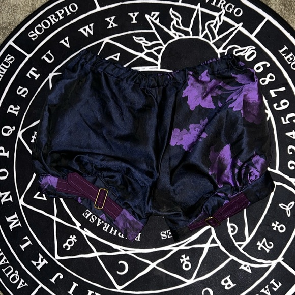 Steampunk ren faire cosplay 🔮⚙️ - Picture 5 of 9